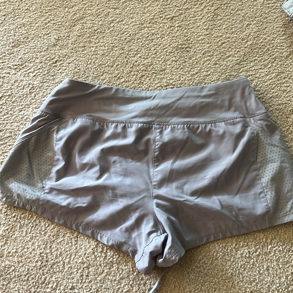 Nike dri-fit athletic shorts - Picture 3 of 3